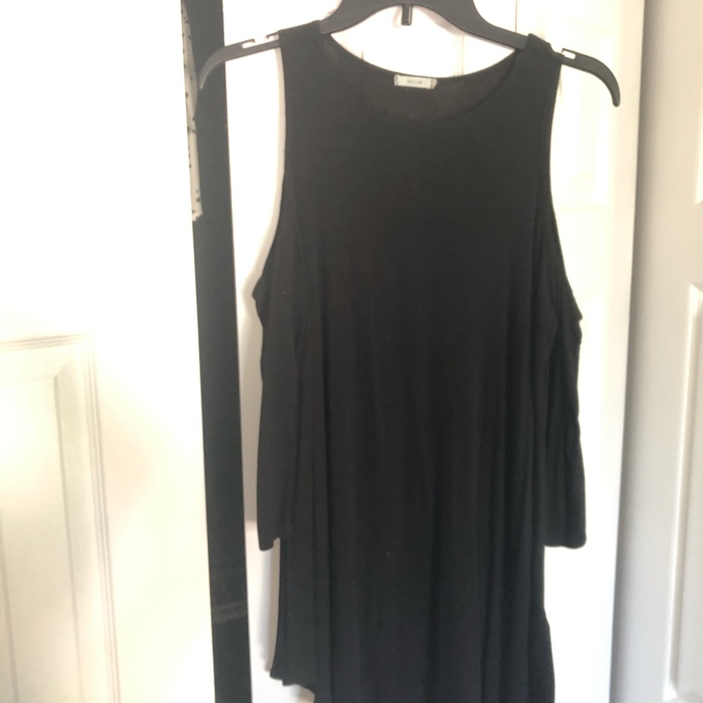 New Urban Outfitters Cold Shoulder Top